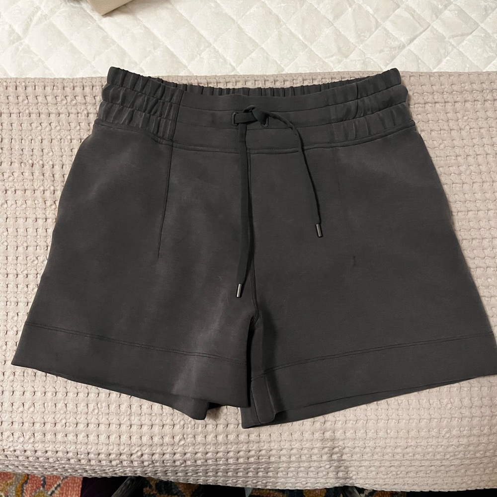 Lululemon Softstreme shorts